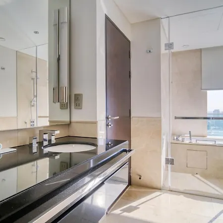 Decadent 2Br In The Address Residences Dubai Marina By Deluxe Holiday Homes Екстер'єр фото