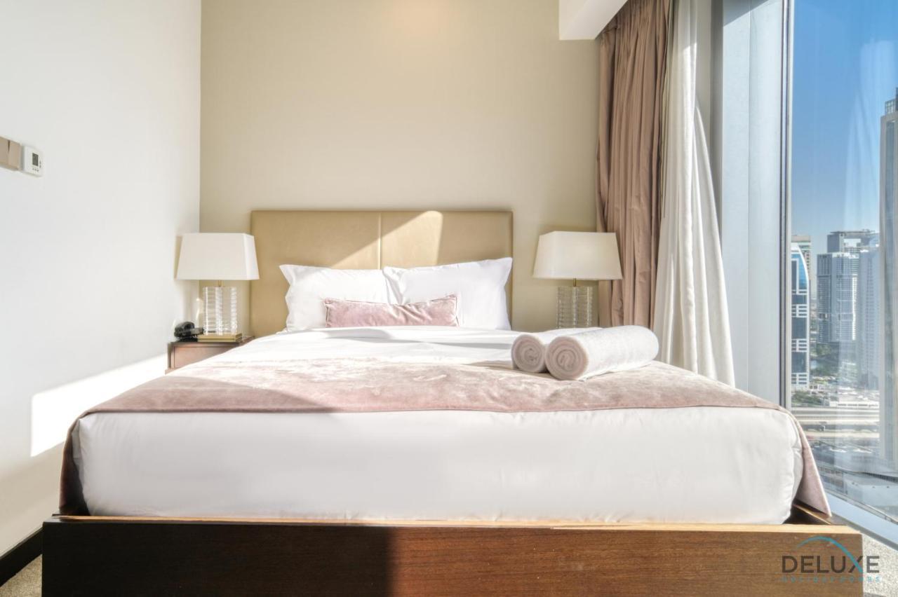 Апартаменти Decadent 2br In The Address Residences Marina By Deluxe Homes Дубай