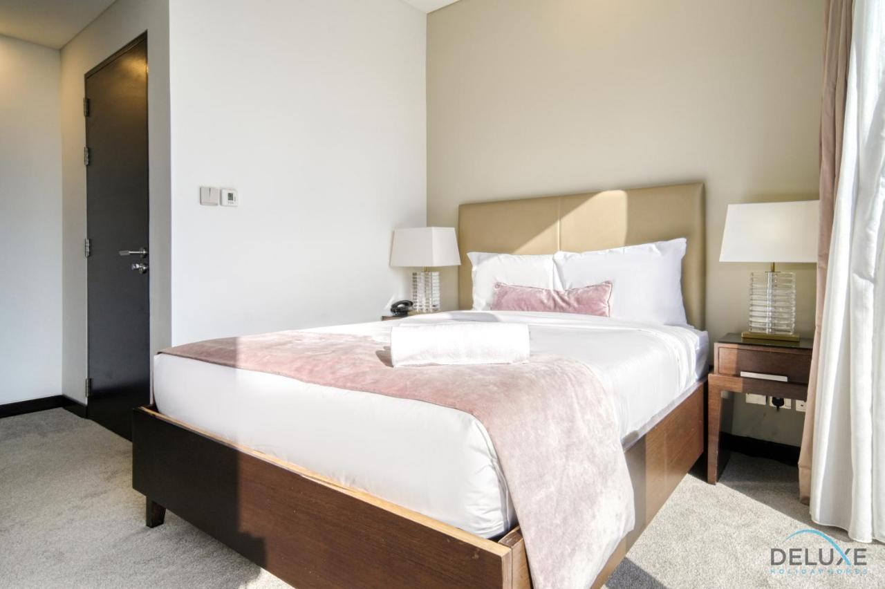Decadent 2br In The Address Residences Marina By Deluxe Homes Апартаменти