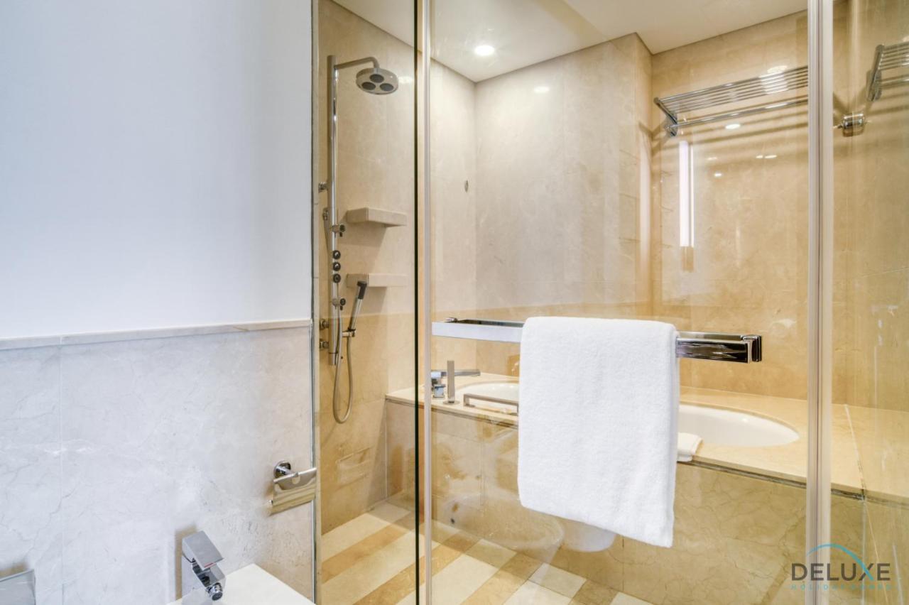 Апартаменти Decadent 2br In The Address Residences Marina By Deluxe Homes